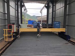 Přesný CNC plazmový řezací stroj přesný 13000 mm se servomotorem